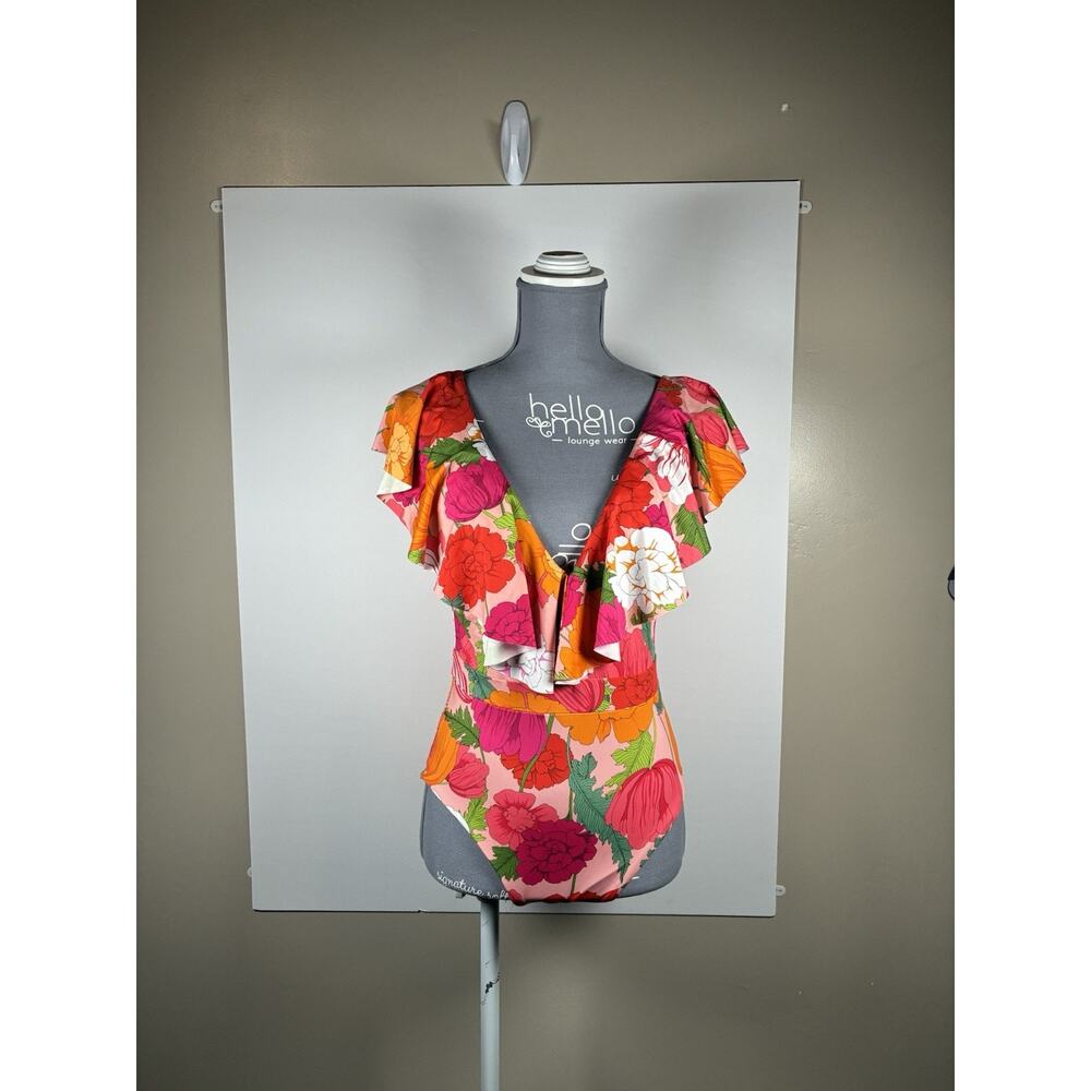 Trina Turk Size 10 Floral Ruffle One Piece Swimsuit Pink Boho Resort Tropical